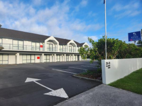 Botany Palms Motel Auckland